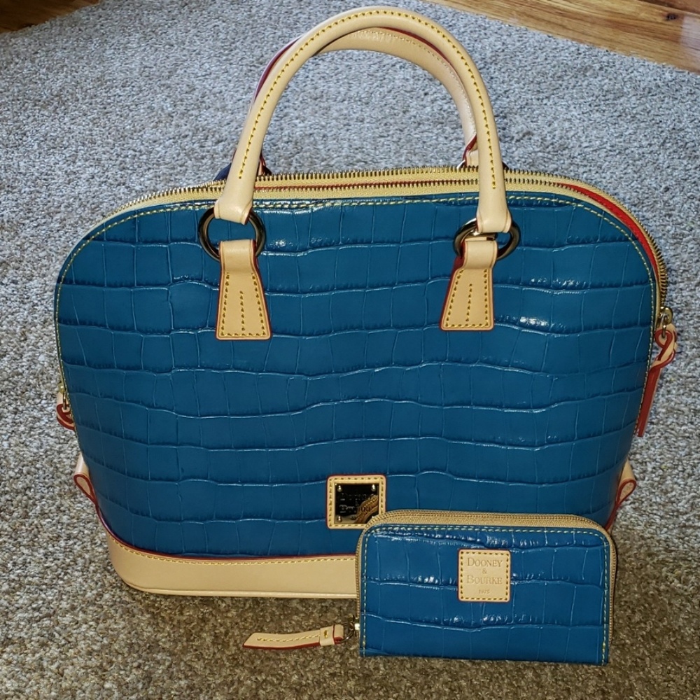 Dooney & Bourke Zip zip satchel
